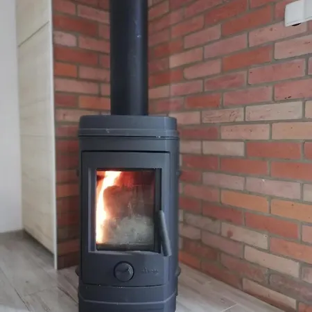 Nad Jeziorem 7 * Kamienica Królewska