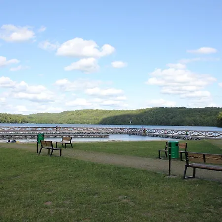 Nad Jeziorem 7 * Kamienica Krolewska