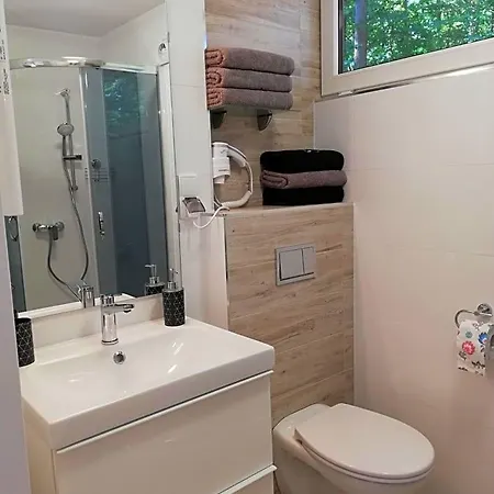 Деревянный коттедж Nad Jeziorem 7 *