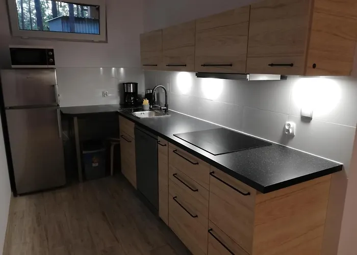 Nad Jeziorem 7 Chata Kamienica Krolewska