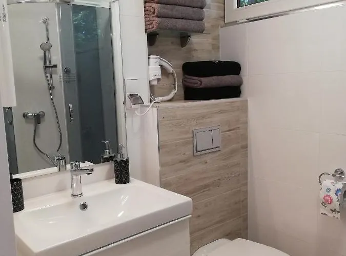 Lodge Nad Jeziorem 7 Kamienica Krolewska