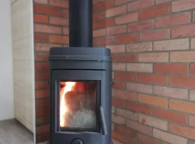 Nad Jeziorem 7 * Kamienica Krolewska