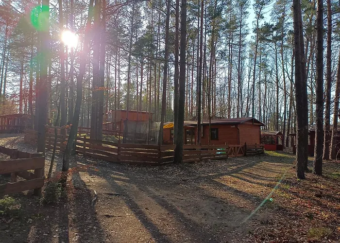 Chata Nad Jeziorem 7 *